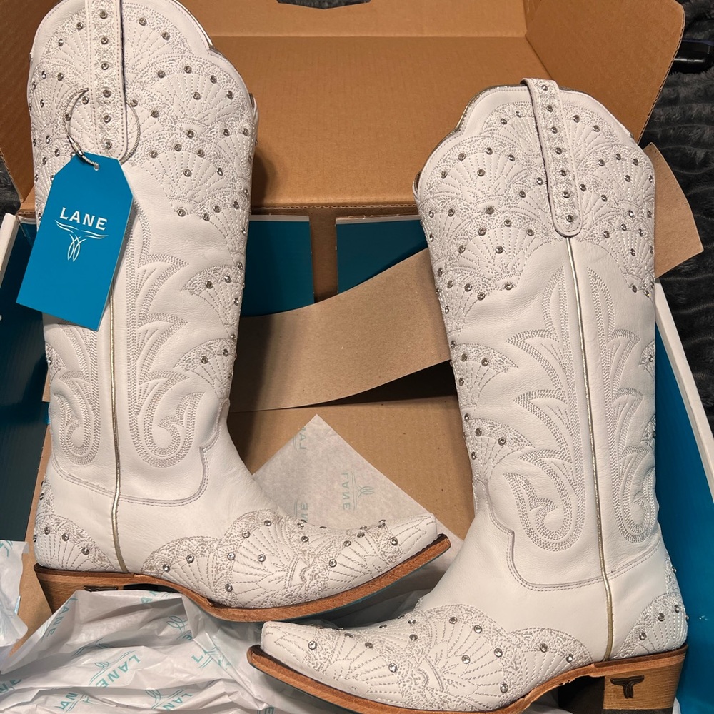 Lane Calypso White Women’s Leather Cowboy Boots